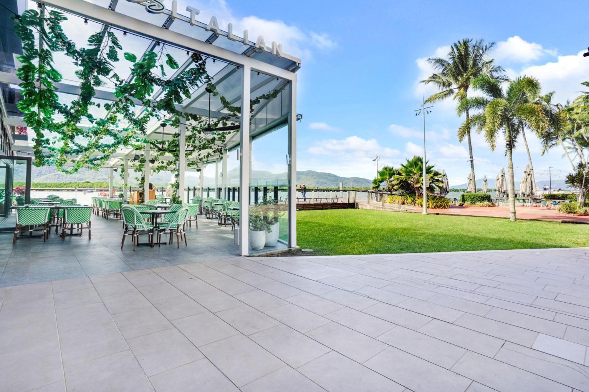Hotel 602 Harbour Lights With Ocean Views à Cairns Chambre photo